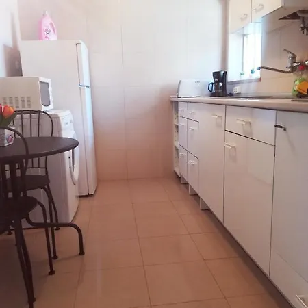 Nice شقة